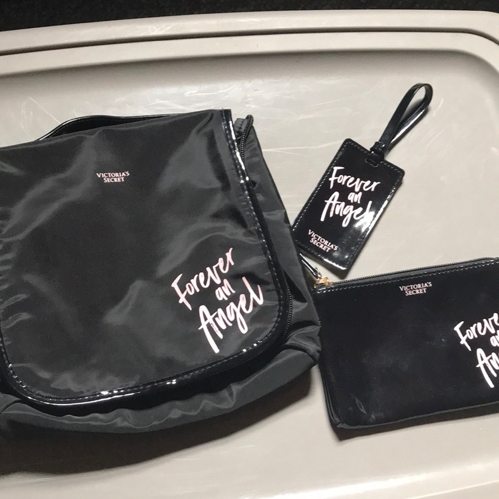 Victoria’s Secret travel organizer